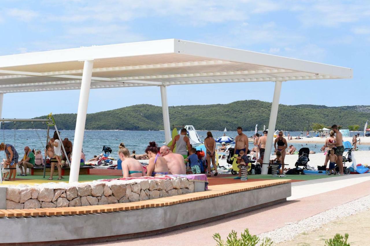 Star Apartman Brodarica  Kültér fotó